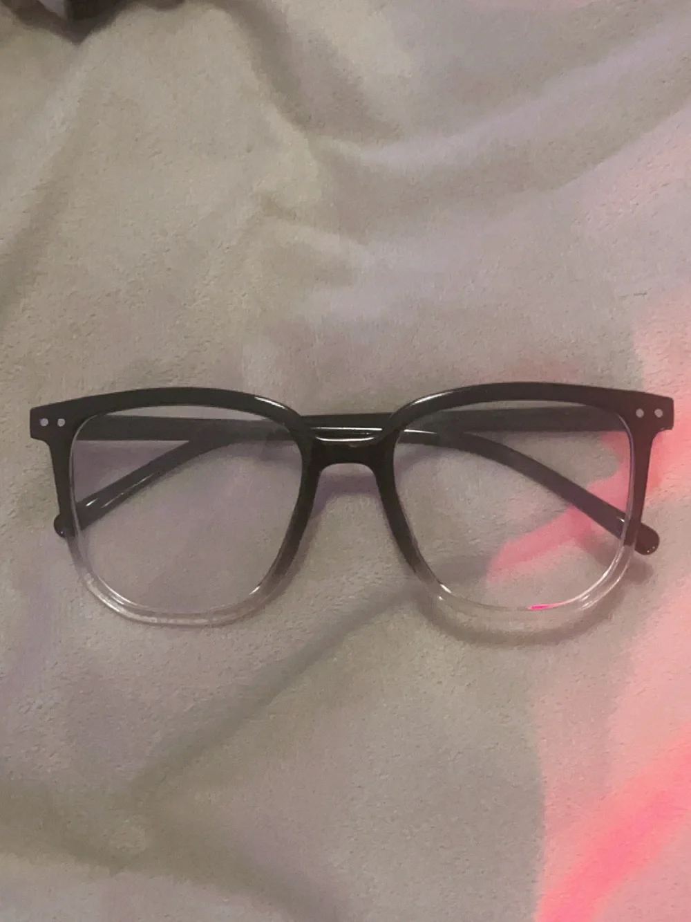 Unisexfull Black to clear ombré frame glasses gradient crystal finish